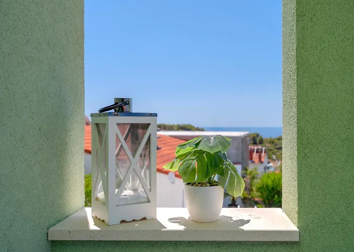 Hvar Adria 赫瓦尔