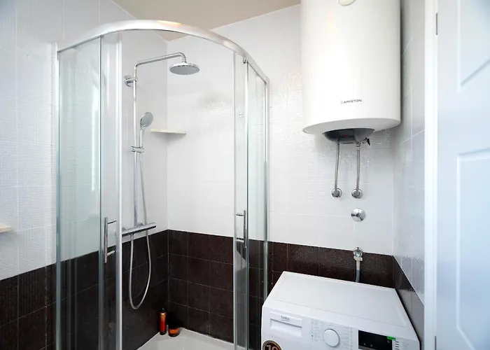 Hvar Adria 아파트 *