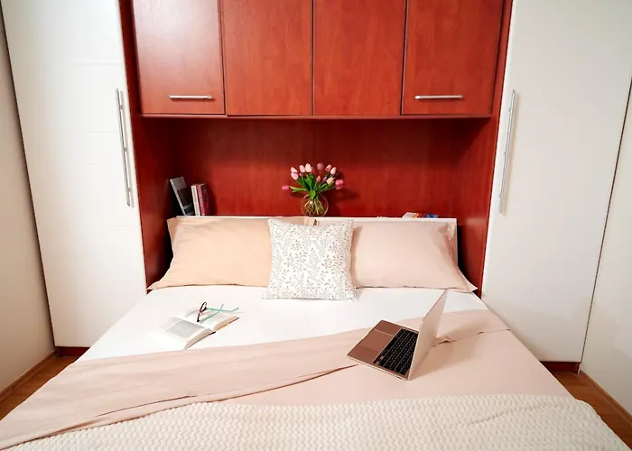 Hvar Adria 흐바르