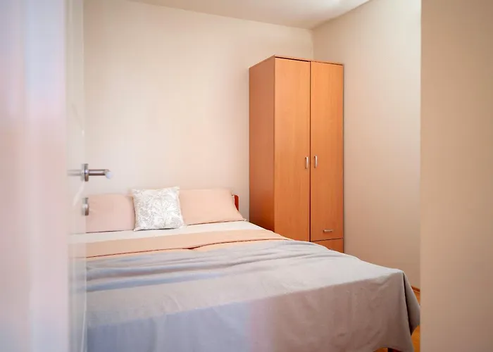 Hvar Adria * 赫瓦尔