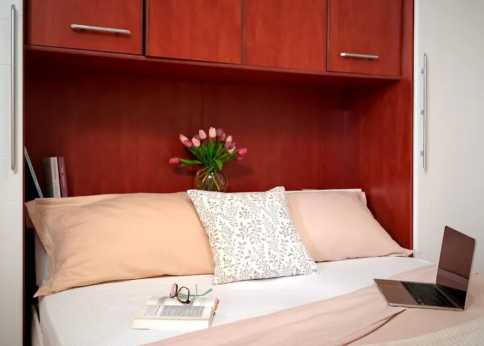 Hvar Adria 赫瓦尔